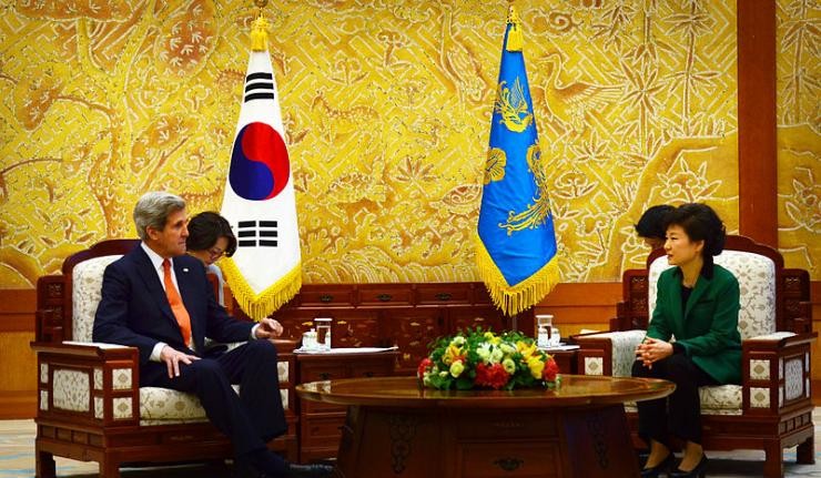 John Kerry and Park Geun-hye
