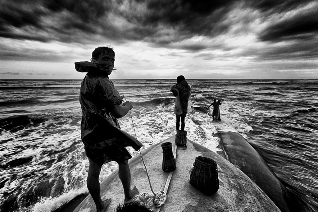 For unregistered refugees, one way of earning a living is to catch young shrimp to sell to the local shrimp industry. If they are caught while working, they will be arrested and imprisoned for indefinite period for working illegally. For unregistered refugees, one way of earning a living is to catch young shrimp to sell to the local shrimp industry. If they are caught while working, they will be arrested and imprisoned for indefinite period for working illegally.