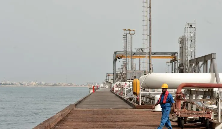 Oil refinery or LNG plant in Iran